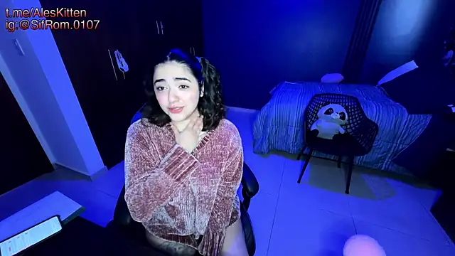 Ales Kitten online show from 5, 3, 2025