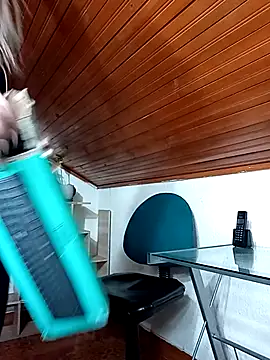 merlinaadams  online show from 9, 10, 2025