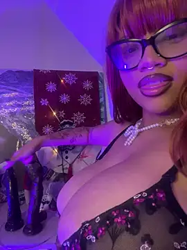 Charlotee  online show from 12, 1, 2025