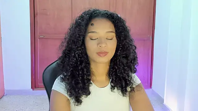 avellanatammy online show from 8, 1, 2025