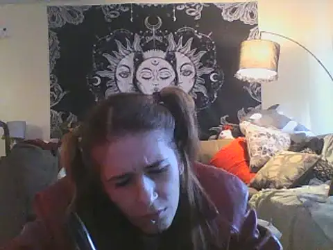 Snapshot of halobabe7620 chatting on 31, 12, 2024 halobabe7620 online show from 31, 12, 2024