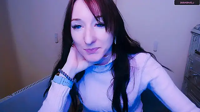 Snapshot of AmandaSell chatting on 5, 2, 2025 AmandaSell online show from 5, 2, 2025