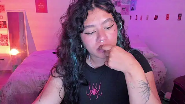 StephaniFox online show from 9, 1, 2025