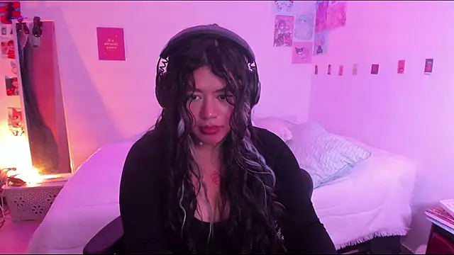 StephaniFox online show from 9, 2, 2025