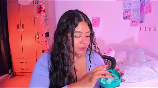 StephaniFox online show from 11, 2, 2025