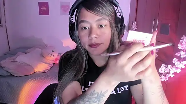 StephaniFox online show from 3, 10, 2025