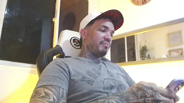 Angel sex latin online show from 24, 2, 2025