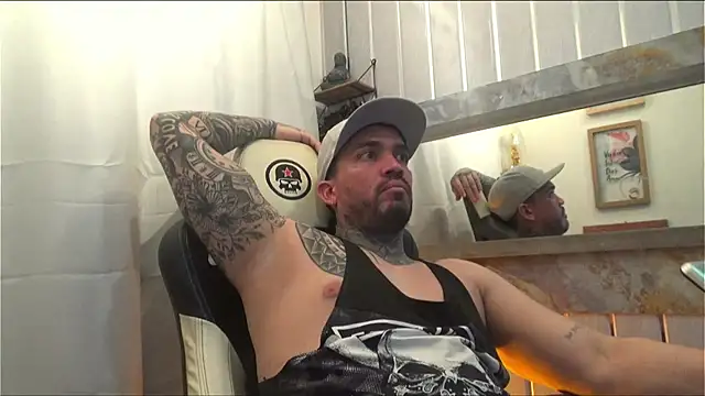 Angel sex latin online show from 20, 11, 2025