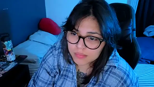 Snapshot of miacanela_xo chatting on 2, 5, 2026 miacanela xo online show from 2, 5, 2026