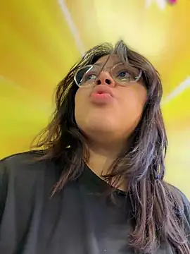 miacanela xo online show from 20, 7, 2026