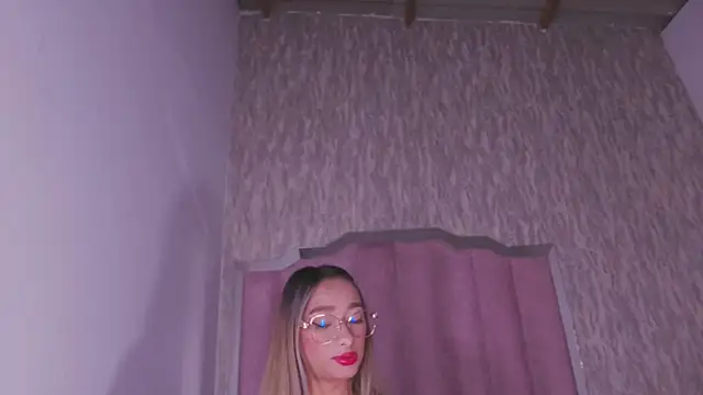 vale ross  online show from 15, 10, 2025