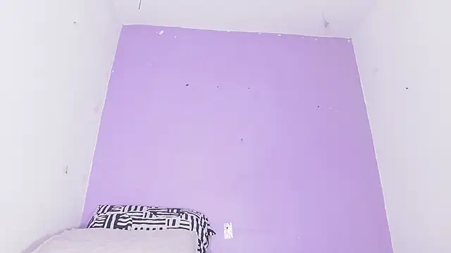 vale ross  online show from 7, 11, 2025