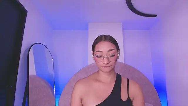 vale ross  online show from 28, 3, 2026