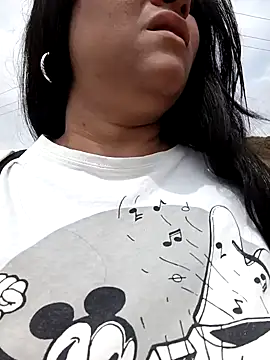 Snapshot of Julieta-tits chatting on 2, 2, 2025 Julieta-tits online show from 2, 2, 2025