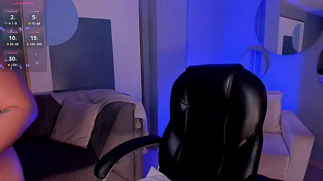 ViolettCastel online show from 8, 3, 2025