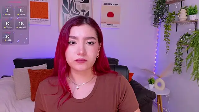 Snapshot of ViolettCastel chatting on 9, 5, 2026 ViolettCastel online show from 9, 5, 2026