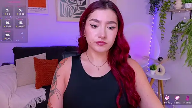 Snapshot of ViolettCastel chatting on 17, 5, 2026 ViolettCastel online show from 17, 5, 2026