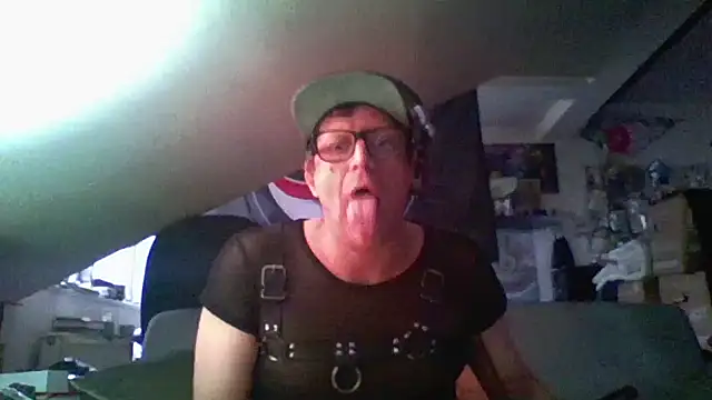 Snapshot of Bigthroaterboy chatting on 6, 12, 2024 Bigthroaterboy online show from 6, 12, 2024