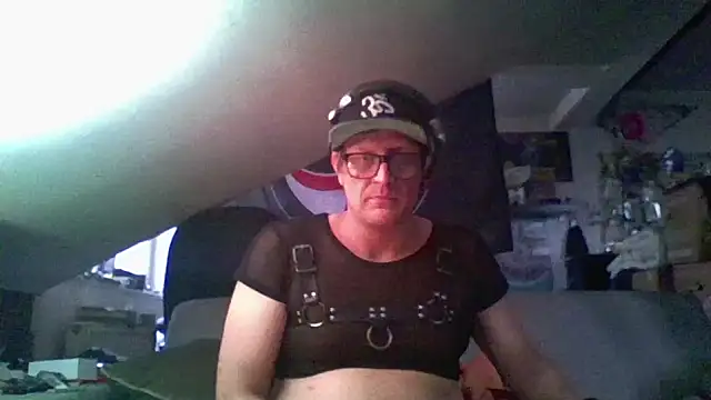 Snapshot of Bigthroaterboy chatting on 6, 12, 2024 Bigthroaterboy online show from 6, 12, 2024