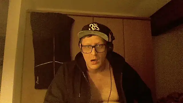 Snapshot of Bigthroaterboy chatting on 11, 12, 2024 Bigthroaterboy online show from 11, 12, 2024