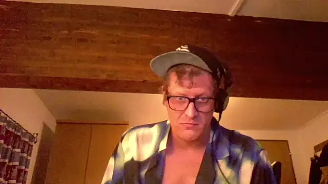 Snapshot of Bigthroaterboy chatting on 28, 12, 2024 Bigthroaterboy online show from 28, 12, 2024