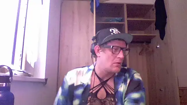 Snapshot of Bigthroaterboy chatting on 20, 1, 2025 Bigthroaterboy online show from 20, 1, 2025
