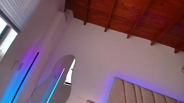 LeahPrada  online show from 10, 2, 2025