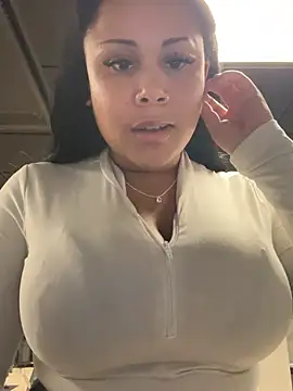 Snapshot of HaileyDiana chatting on 14, 2, 2025 HaileyDiana online show from 14, 2, 2025