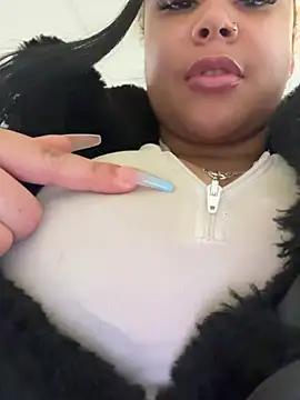 Snapshot of HaileyDiana chatting on 9, 3, 2025 HaileyDiana online show from 9, 3, 2025