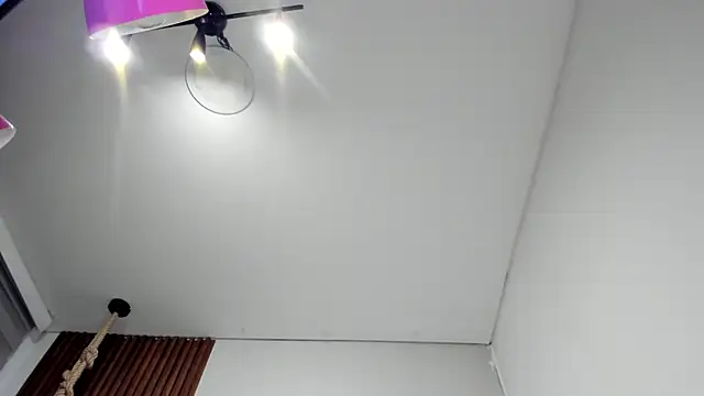 ANTONELLA  ROUSE  online show from 31, 1, 2026