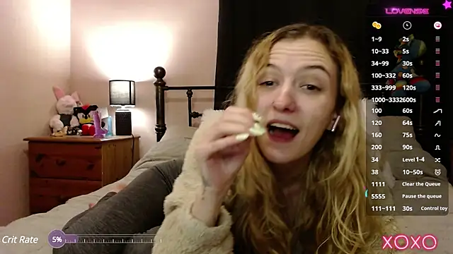 Snapshot of EllieeRose chatting on 16, 12, 2024 EllieeRose online show from 16, 12, 2024