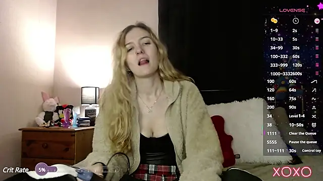 Snapshot of EllieeRose chatting on 24, 1, 2025 EllieeRose online show from 24, 1, 2025