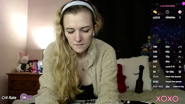 Snapshot of EllieeRose chatting on 15, 2, 2025 EllieeRose online show from 15, 2, 2025
