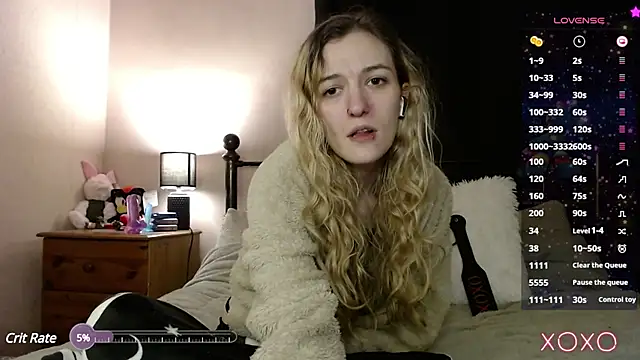 Snapshot of EllieeRose chatting on 23, 2, 2025 EllieeRose online show from 23, 2, 2025