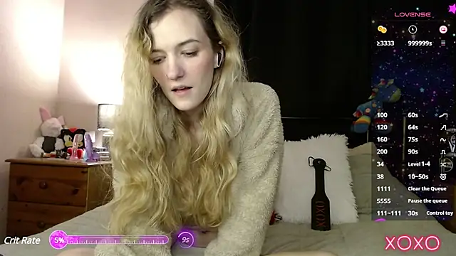 Snapshot of EllieeRose chatting on 19, 3, 2025 EllieeRose online show from 19, 3, 2025