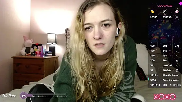 Snapshot of EllieeRose chatting on 21, 3, 2025 EllieeRose online show from 21, 3, 2025