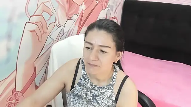 Snapshot of AllysonMilf69 chatting on 2, 6, 2026 AllysonMilf69 online show from 2, 6, 2026