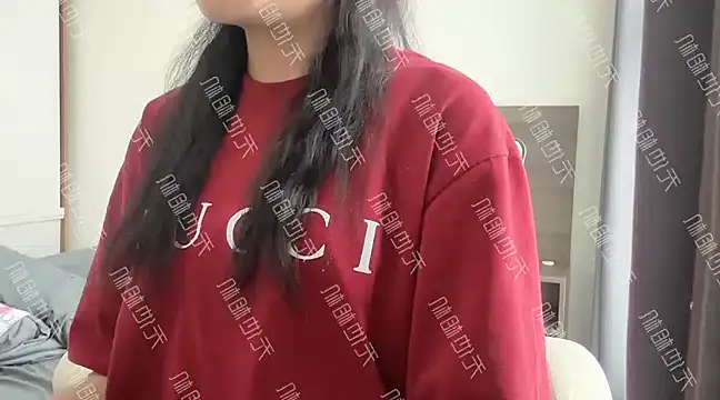 Snapshot of Hanna_Quyen9x chatting on 5, 1, 2025 Hanna Quyen9x online show from 5, 1, 2025