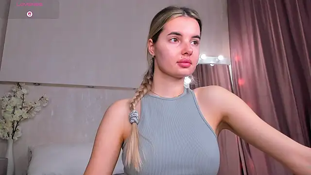 Erika Carpenter online show from 8, 4, 2026