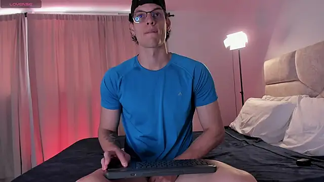 Snapshot of troy_palmer chatting on 7, 11, 2025 troy palmer online show from 7, 11, 2025