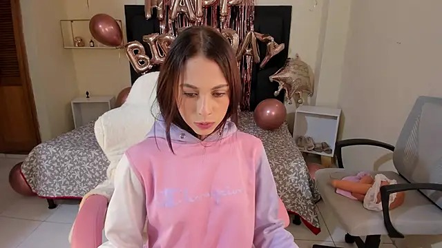 shanakendal2 online show from 8, 2, 2025