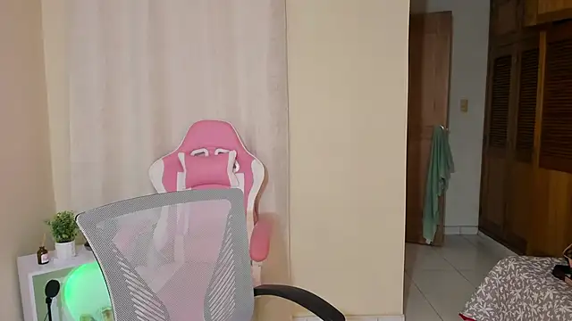 shanakendal2 online show from 19, 2, 2025