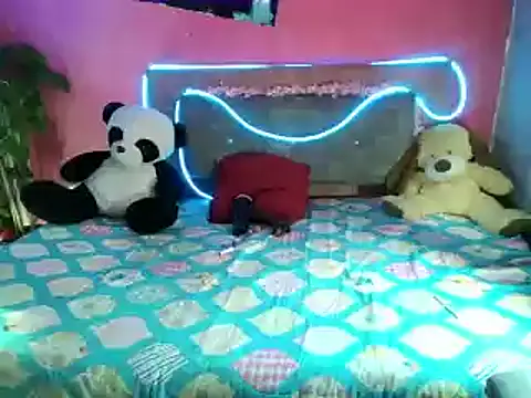 roxy roxxan online show from 7, 1, 2025