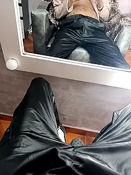 roxy roxxan online show from 8, 2, 2025