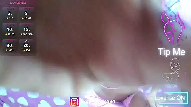 roxy roxxan online show from 8, 3, 2025