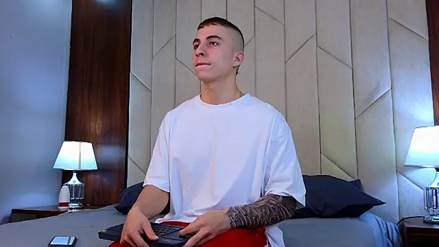 AsmodeoCox online show from 13, 1, 2025