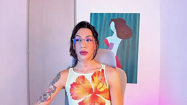 sofiaa grey  online show from 19, 3, 2026