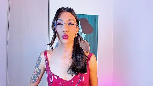 sofiaa grey  online show from 27, 3, 2026