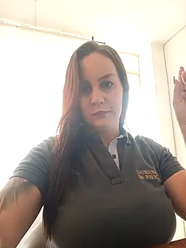 maite mike online show from 17, 4, 2026