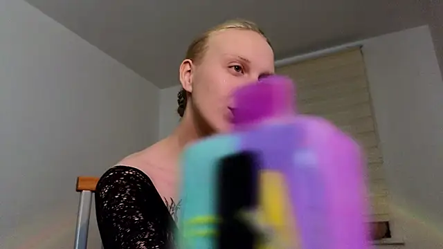 Martha Hoffman online show from 21, 12, 2024